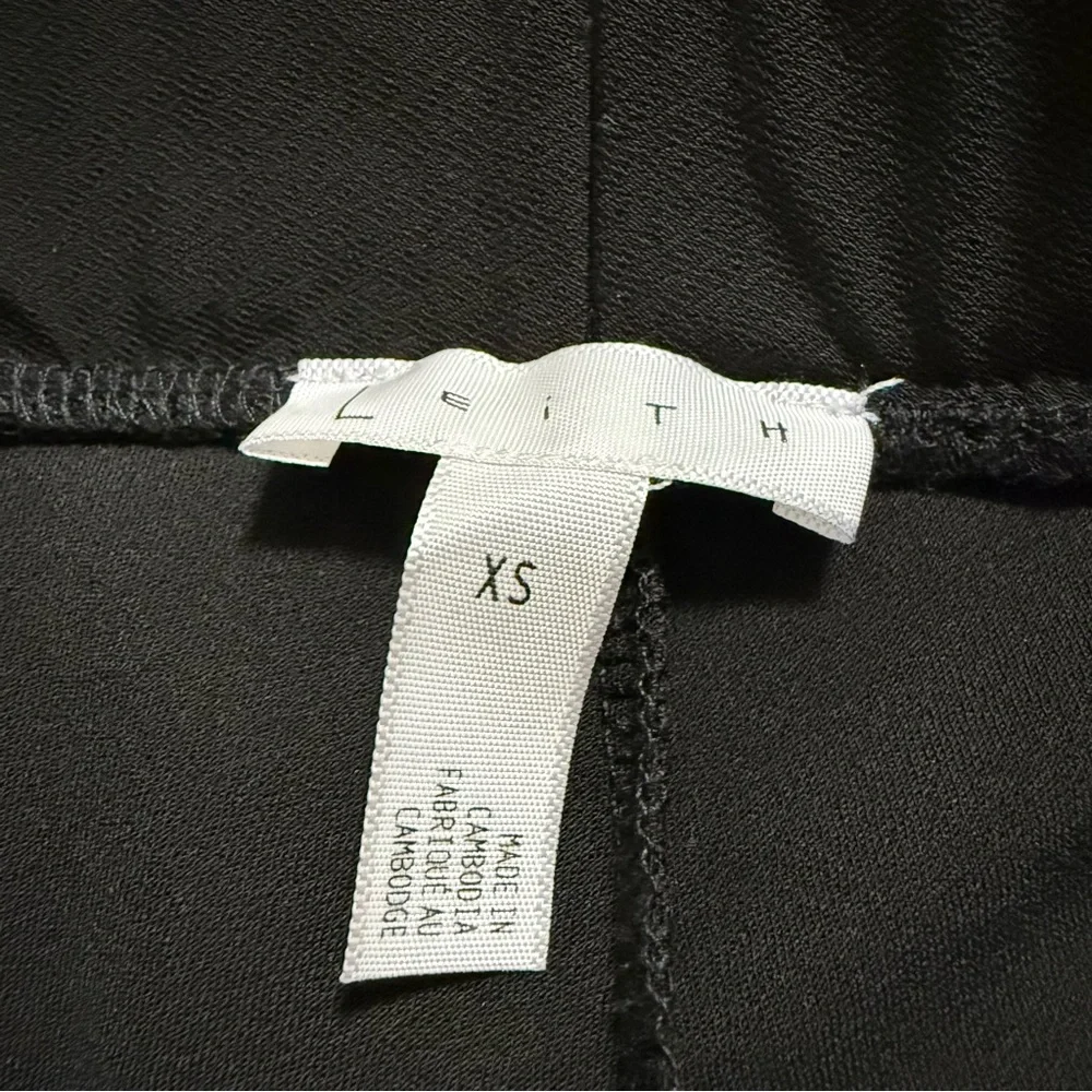 Leith Women's Black Pleat Front Trouser Size XS - Picture 2 of 9